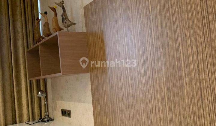 Rumah 8x25 Furnish Mewah 3 Lantai Golf Island Pik 1