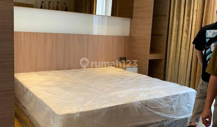 Rumah 8x25 Furnish Mewah 3 Lantai Golf Island Pik 2