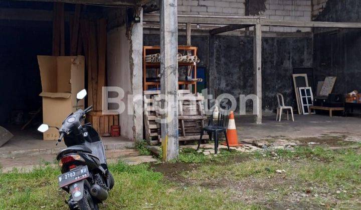 RUMAH DISEWAKAN UNTUK USAHA LOKASI PINGGIR JALAN CITEREUP   2