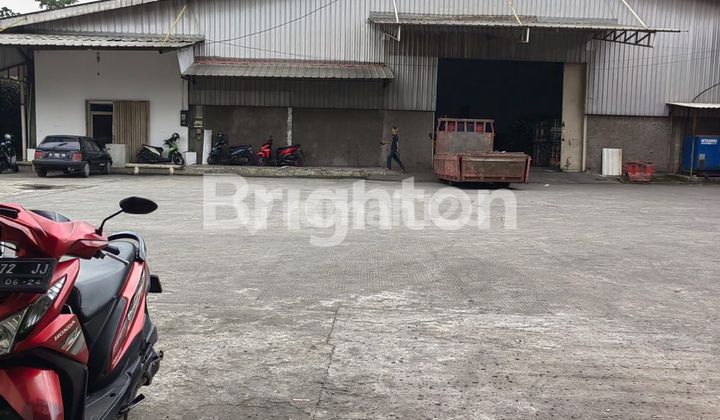 GUDANG DISEWAKAN LOKASI PINGGIR JALAN SENTUL NAGGEWER 1