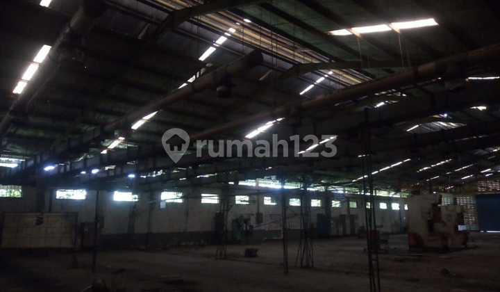 Dijual Bangunan Bekas Pabrik Sparepart 10