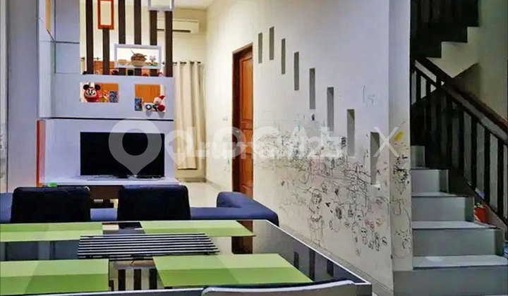 Rumah Bellyra Kelapa Gading, Jakarta Utara Rumah Bellyra Kelapa Gading, Jakarta Utara