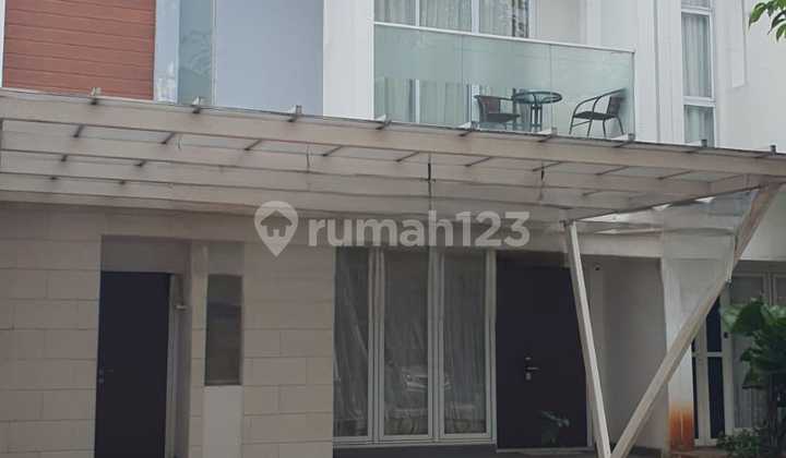 For Sale Semi-Furnished House The Riviera Metland Puri, West Jakarta