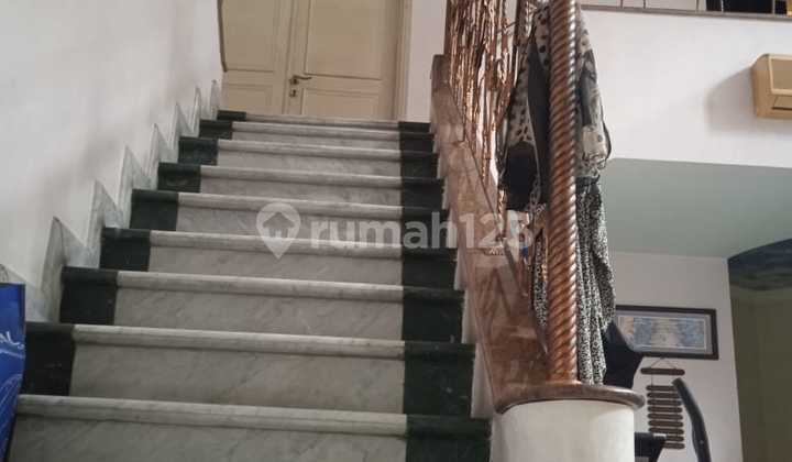 Rumah mewah 2 lantai siap huni di Lippo Karawaci Utara 2