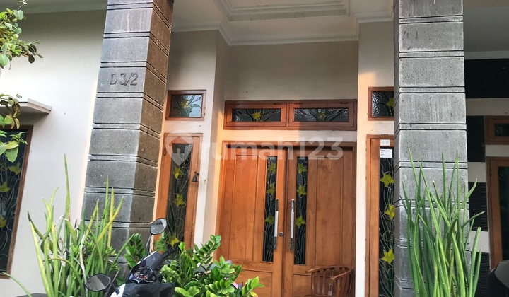 Rumah 2 lantai siap huni Taman Royal 3, Cipindoh Tangerang