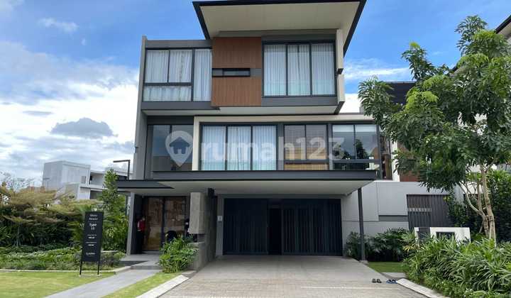 Dijual cepat Rumah Sultan Lyndon Navapark BSD City Dijual cepat Rumah Sultan Lyndon Navapark BSD City