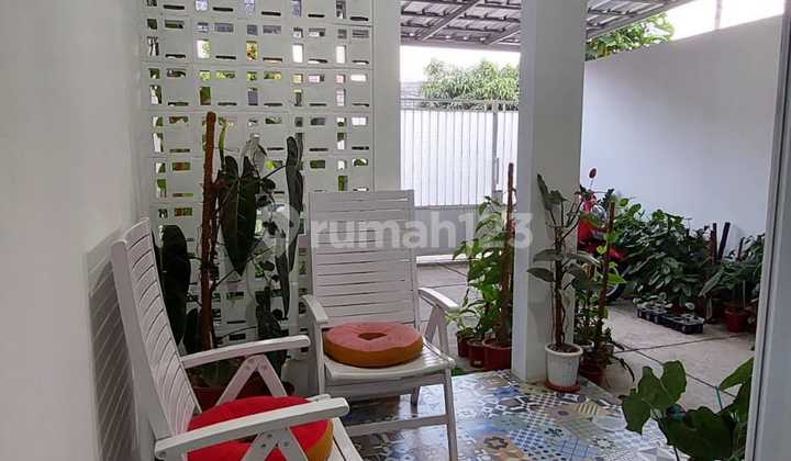 Rumah cantik siap huni di Griya Suradita Indah, Cisauk, Tangsel 2