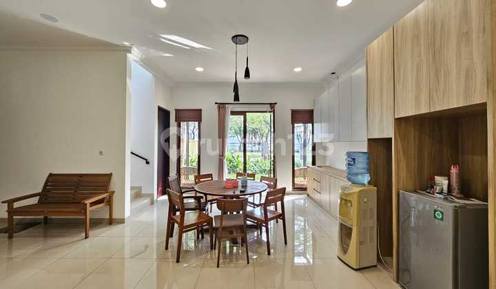  Rumah Hook Desain Mandiri di Sutera Leora Alam Sutera, Tangerang 2