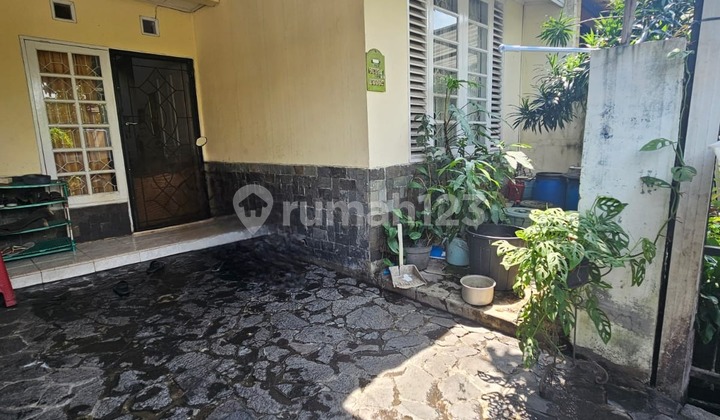 Rumah Bagus Semi Furnished SHM Cemara 2 Banjar Wijaya, Tangerang.