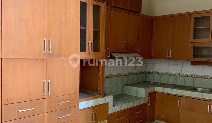 dijual cepat Rumah Bagus SHM Taman Royal, Tangerang Unfurnished,. 2