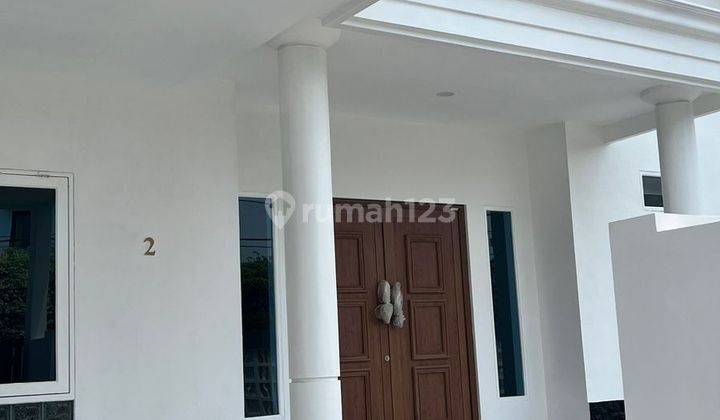 Rumah Rapi Siap Huni Posisi Huk Cls Pinus, Taman Royal, Cipondoh 1