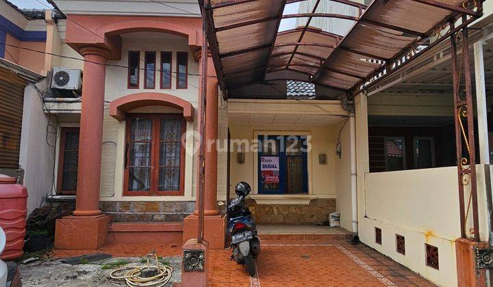 jual cepat Rumah Bagus SHM Taman Royal 2, Tangerang Unfurnished,. 1