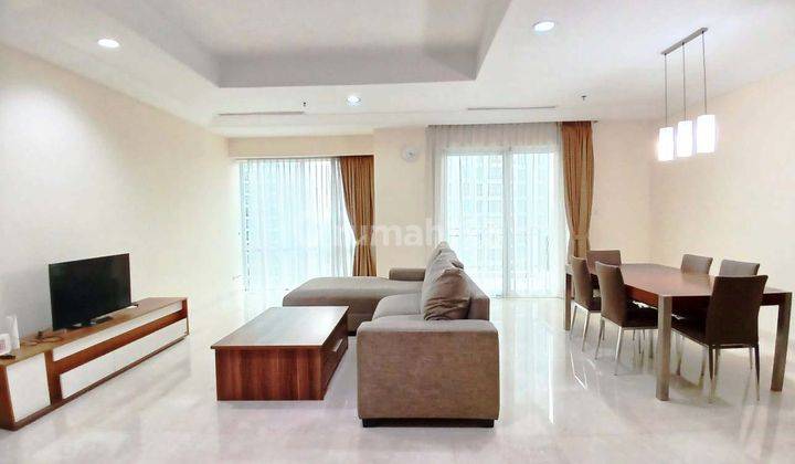 Pakubuwono Residence 2 + 1 Study Room Tower Sandalwood Middle Floor For Rent Coldwell Banker 1