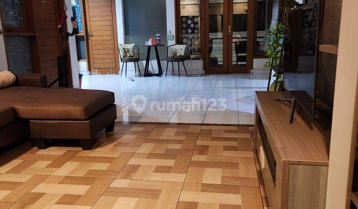 Rumah Dijual Cepat di Cluster Taman Kopo Indah, Harga Nego 2