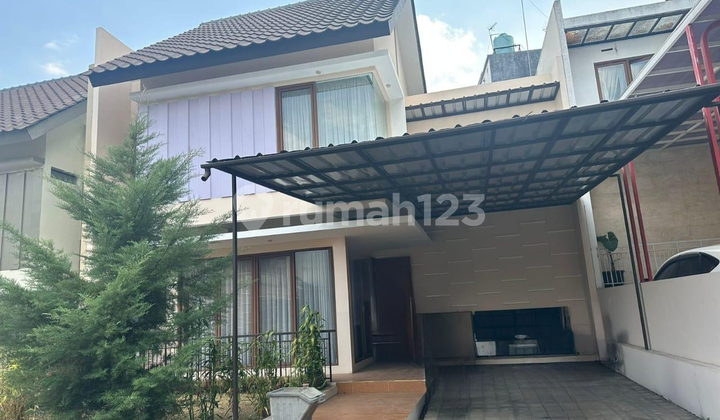 Rumah Asri & Terawat di Gegerkalong, Bandung Rumah Asri & Terawat di Gegerkalong, Bandung