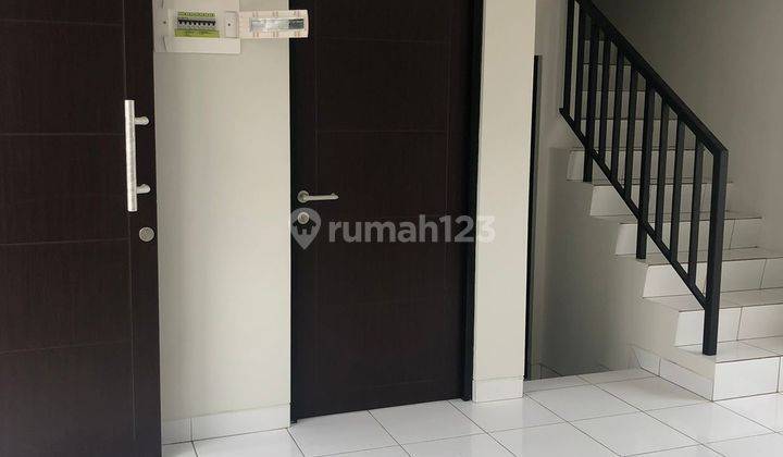 Rumah Minimalis Modern di Summarecon, Bandung 2