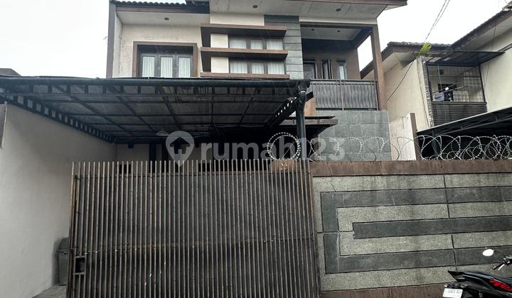 Rumah 2 lantai di Taman Kopo Indah, Bandung Rumah 2 lantai di Taman Kopo Indah, Bandung
