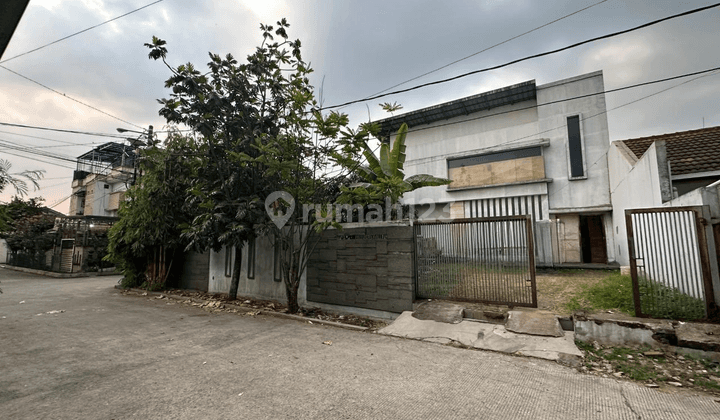 Rumah Cocok Untuk Usaha di Taman Holis Indah Bandung 1