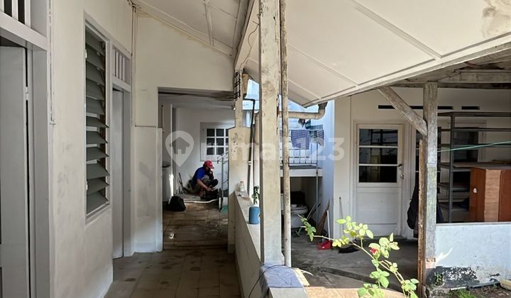 Dijual Rumah Heritage di Sayap Dago, Bandung