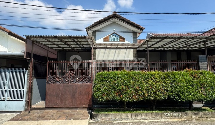Rumah Siap Huni Semi Furnished SHM Taman Holis Indah, Bandung Rumah Siap Huni Semi Furnished SHM Taman Holis Indah, Bandung