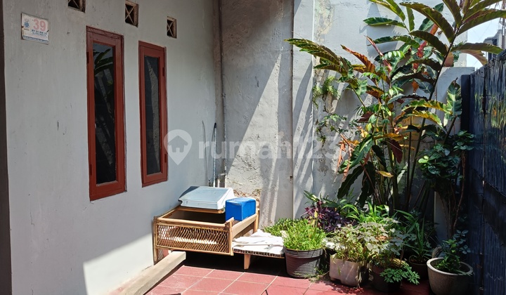 For Sale Semi Furnished House in Nusa Indah, Cijerah