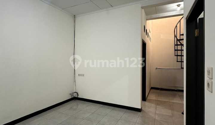 Disewa Rumah Murah di Taman Kopo Indah, Bandung Disewa Rumah Murah di Taman Kopo Indah, Bandung