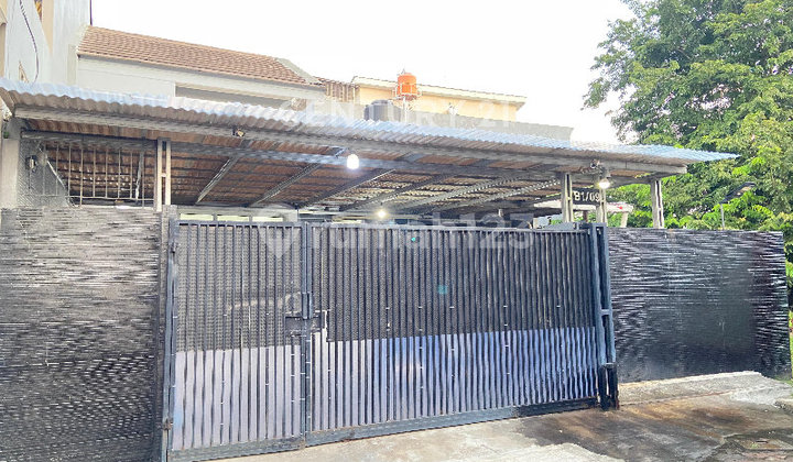 Rumah Strategis Di Duta Garden Dekat Sport Club 