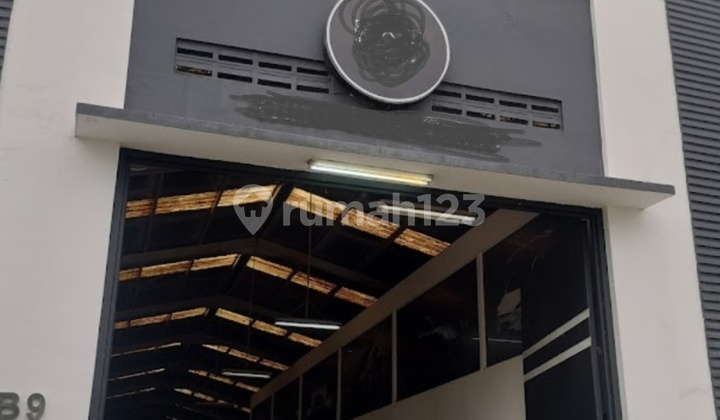 Ready-to-Use Warehouse for Large Capacity in BSD Tech Park