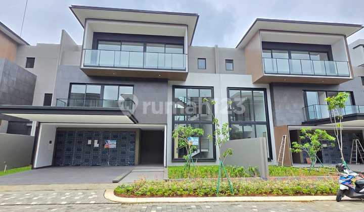Luxury 3-Story House in Super Elite Cluster BSD Near Toll Access