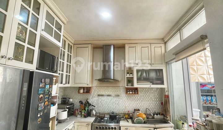 Dijual Rumah 2 LT Bagus Furnished di Cluster Jatinegara Kaum Jakarta Timur