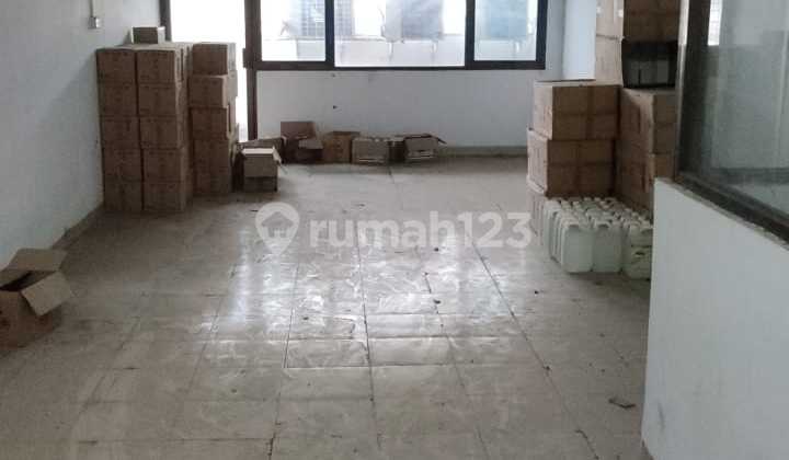 4-Storey Shop House for Rent in Kemayoran, Central Jakarta 2