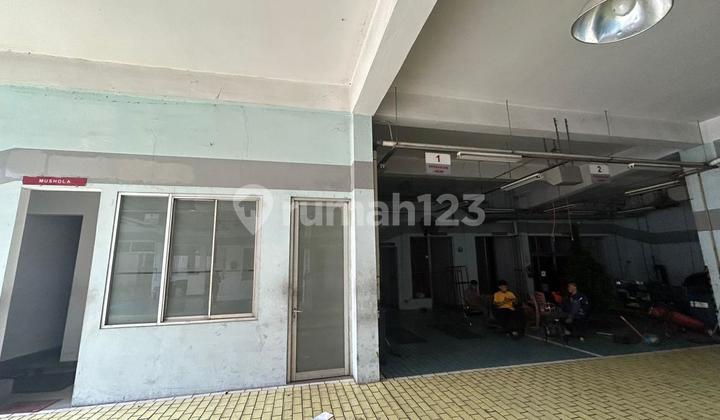 For Rent or Sale 3-Story Commercial Building Former Car Showroom Strategically Located in Sunter For Rent or Sale 3-Story Commercial Building Former Car Showroom Strategically Located in Sunter