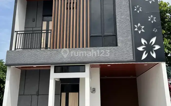 Rumah 2 Lantai Akses Mobil SHM di Warakas, Jakarta Utara 1