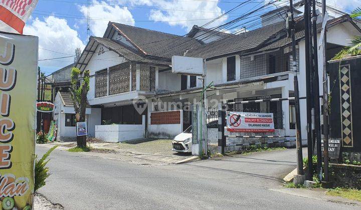 Rumah kost2 an tempat usaha sangat strategis Rumah 1