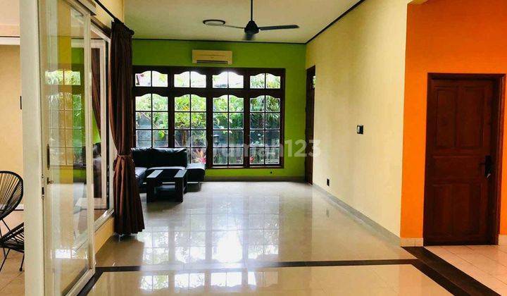 10 Years Rent New Renovated 2 BR Villa At Kerobokan Kaja 1