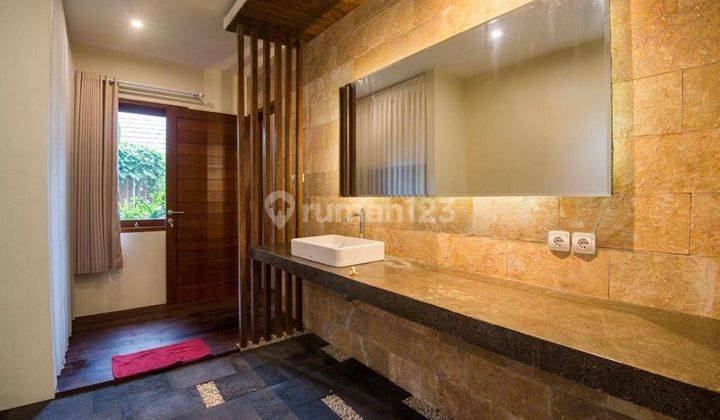 For Lease 4 BR River Side Villa Close To Nyanyi Beach 7