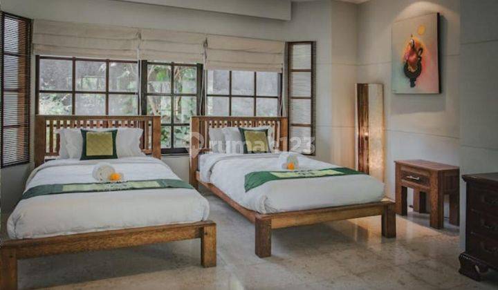 For Lease Spacious 4 BR Modern Villa In Benoa Nusa Dua 23