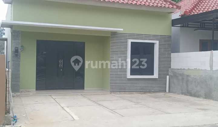 Luxury House Near Unnes Campus in Mangunsari Gunungpati 1