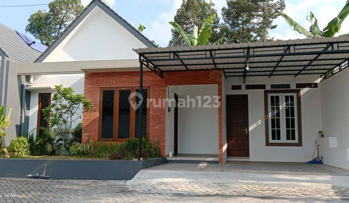 Rumah Mewah Dekat Kampus Unnes Gunungpati Semarang 1