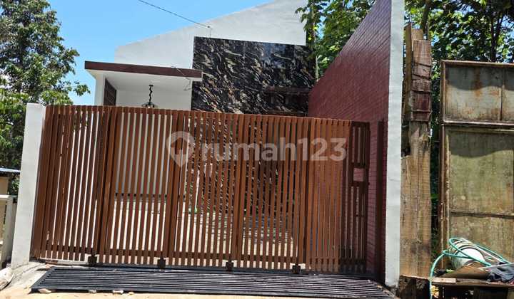 Luxury Single-Story House Near Religious Tourism Area in Gunungpati Semarang 2