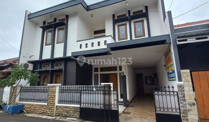 Dijual Rumah Luas.2 Lantai Di Mekarsari Depok 1