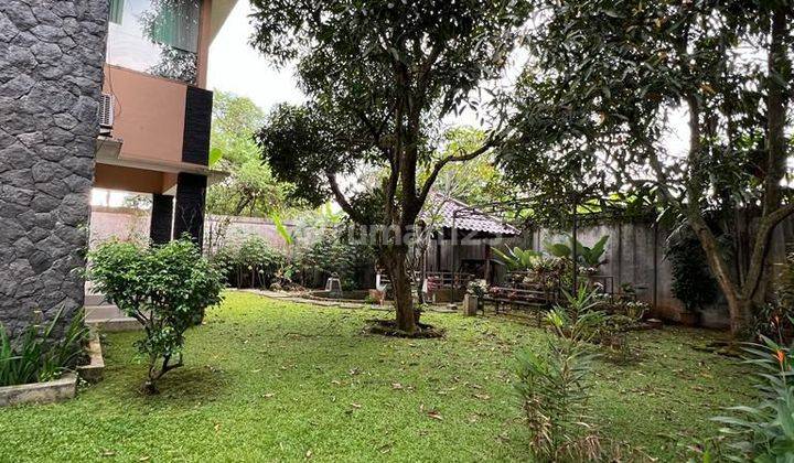 Rumah 2 Lantai Luas di Taman Kencana 2