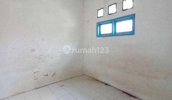 kamar tidur rumah hook shm di perum