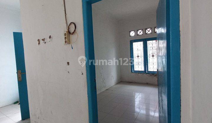 kamar tidur rumah hook shm di perum