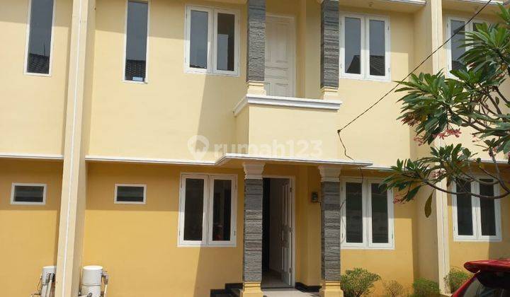 Dijual Rumah Baru Dekat ke Jalan Raya Jakarta Bogor  2