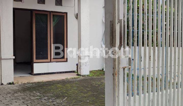 Rumah Hook 1 Lantai Pekarangan Luas Wonoayu Sidoarjo 1