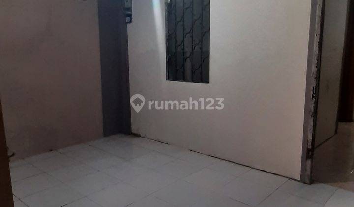 RUMAH DI KEJAWAN, KEPUTIH SURABAYA TIMUR DEKAT ITS   1