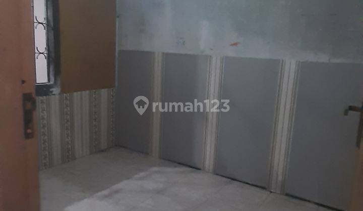RUMAH DI KEJAWAN, KEPUTIH SURABAYA TIMUR DEKAT ITS   5