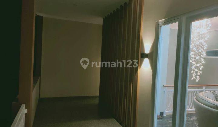 Rumah 3 lantai taman royal tangerang 3