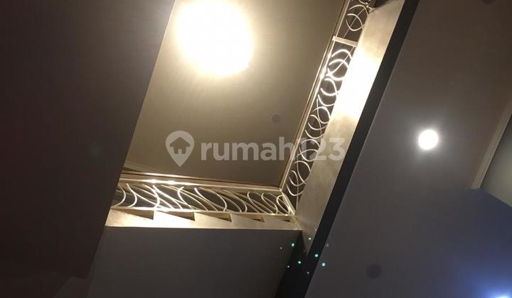 Rumah 3 lantai taman royal tangerang 2